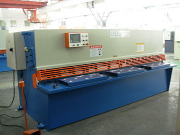 máquina de corte hidráulica del cortador del esquileo eléctrico de la máquina 380V del CNC 450Mpa