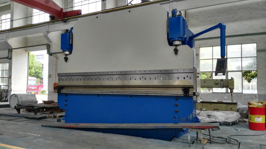 freno de la prensa hidráulica del CNC de los 6.5M Metal Sheet que forma con acero de doblez de la fuerza 4000KN