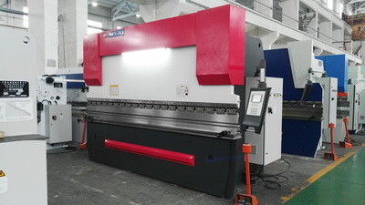 Fábrica 130 Ton Mechanical Press Machine For del freno de la prensa del CNC que forma la hoja de metal