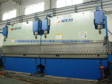 Freno en tándem sincrónico hidráulico de la prensa del CNC del proceso del haz de acero del poder de Electromotion 45KW