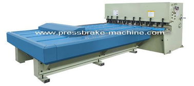 Gama de alimentación de corte automática hidráulica de la prensa los 4m del corte del haz de la máquina del CNC