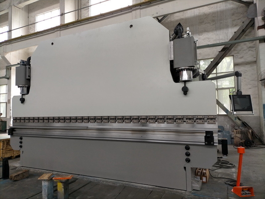 Freno de prensa hidráulico CNC de 400 t 1200 t para doblar y formar láminas metálicas