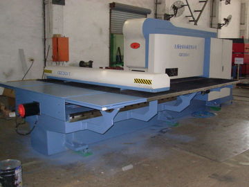 comprar CNC hidráulico de la máquina del sacador de agujero de la chapa de la alta precisión industrial online manufacture