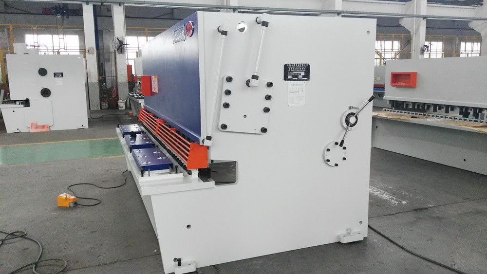 Máquina de afeitar hidráulica CNC para corte único y continuo