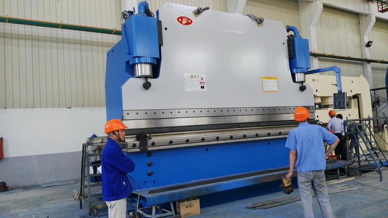 500T Fuerza CNC Freno de Presión Hidráulico Usando en Fabricación de Metales,Fábricas de Automóviles