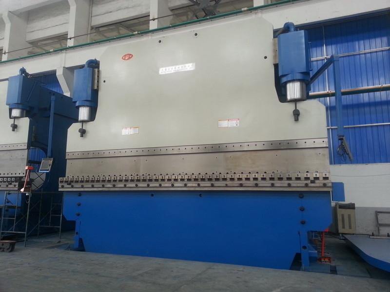 Máquina de flexión de frenos de prensa hidráulica CNC de 1200T espesor de 14 mm para uso industrial