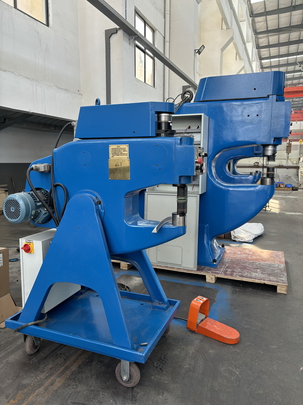 Máquina eléctrica Kraftfomer 350 para formar láminas Potencia Martillo Retrincador Estrechador