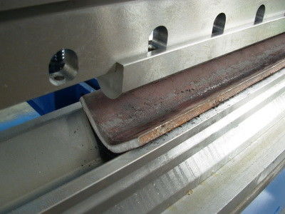 Presione el freno hidráulico de la prensa de la chapa de los dados WC67K del freno que dobla control de 2 hachas