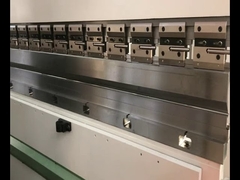 Plegadora hidráulica CNC de acero inoxidable de 4 mm WE67K-160/4000